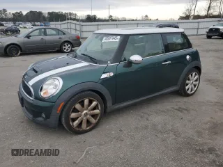 2007 MINI Hardtop S with VIN WMWMF73547TL91451, listed as a Copart auction lot 48507445 with 124,330 mi miles and Clean Title. Bid and sale history available at DreamBid. Image 1.