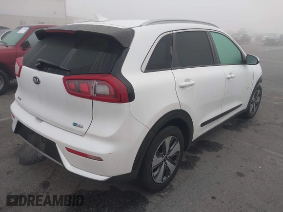 2019 Kia Niro LX with VIN KNDCB3LC3K5317579, listed as a IAAI auction lot 41670409 with 56,143 mi miles. Bid and sale history available at carsss.com. Image 4.