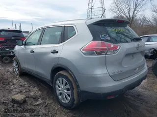 2016 Nissan Rogue SV with VIN 5N1AT2MV9GC886787, listed as a IAAI auction lot 41642909 with 194,620 mi miles. Bid and sale history available at carsss.com. Image 3.