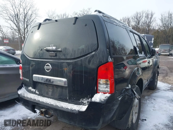 2005 Nissan Pathfinder SE with VIN 5N1AR18U85C756782, listed as a IAAI auction lot 41278886 with 209,555 mi miles. Bid and sale history available at carsss.com. Image 12.