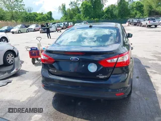 2012 Ford Focus SE with VIN 1FAHP3F24CL107411, listed as a IAAI auction lot 42177334 with 89,242 mi miles and . Bid and sale history available at DreamBid. Image 17.
