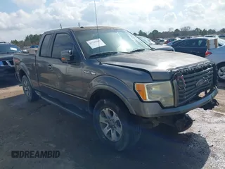 2010 Ford F-150 XL with VIN 1FTEX1C85AKC54172, listed as a IAAI auction lot 41510100 with 174,439 mi miles. Bid and sale history available at carsss.com. Image 1.