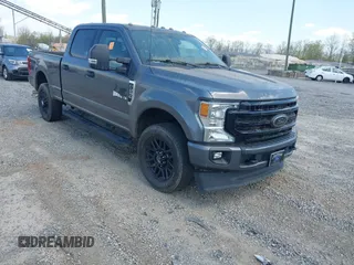 2022 Ford F-250 XL z VIN 1FT7W2BN9NEF74236, wystawiony jako IAAI lot #42036455 z przebiegiem 35 875 mil mil oraz . Historia ofert i sprzedaży dostępna na DreamBid. Obrazek 1.