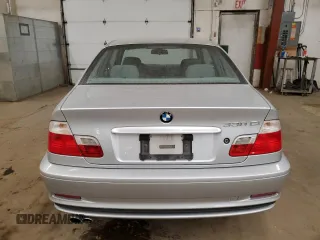2001 BMW 3 Series 330Ci with VIN WBABN53421JU21846, listed as a Copart auction lot 84255684 with 188,425 mi miles and Salvage Title. Bid and sale history available at carsss.com. Image 6.