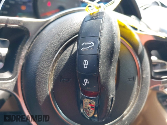 2017 Porsche Cayenne S z VIN WP1AB2A20HLA50805, wystawiony jako IAAI lot #42030013 z przebiegiem 123 578 mil mil oraz . Historia ofert i sprzedaży dostępna na DreamBid. Obrazek 11.