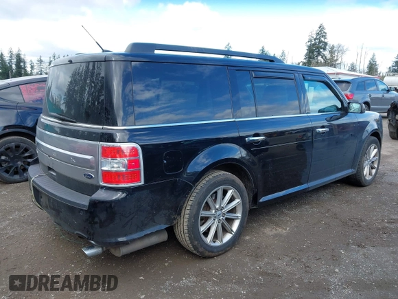 2018 Ford Flex Limited with VIN 2FMGK5D87JBA13975, listed as a IAAI auction lot 42027978 with 108,350 mi miles. Bid and sale history available at carsss.com. Image 4.