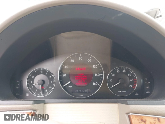 2004 Mercedes-Benz E 320 with VIN WDBUF65J14A578885, listed as a IAAI auction lot 41811682 with 217,672 mi miles and . Bid and sale history available at carsss.com. Image 7.