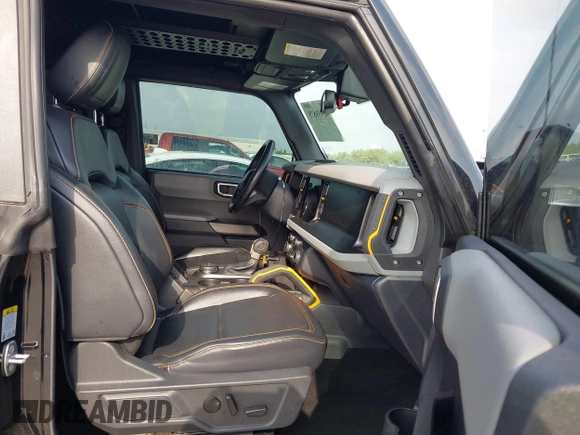 2022 Ford Bronco with VIN 1FMEE5DH3NLB88714, listed as a IAAI auction lot 41939878 with 42,917 mi miles and . Bid and sale history available at DreamBid. Image 5.