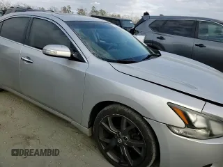 2013 Nissan Maxima SV z VIN 1N4AA5AP4DC809103, wystawiony jako Copart lot #47820485 z przebiegiem 147 493 mil mil oraz Szkoda całkowita • Salvage title. Historia ofert i sprzedaży dostępna na DreamBid. Obrazek 11.