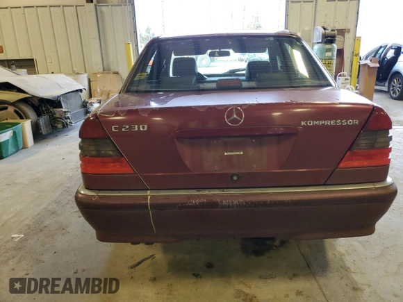 1999 Mercedes-Benz C 230/260/280/320 with VIN WDBHA24G5XA672075, listed as a Copart auction lot 88800115 with 273,937 mi miles and Clean Title. Bid and sale history available at carsss.com. Image 6.