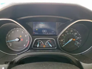 2013 Ford Focus SE with VIN 1FADP3F22DL263124, listed as a Copart auction lot 61583795 with 133,522 mi miles and Salvage title. Bid and sale history available at DreamBid. Image 9.