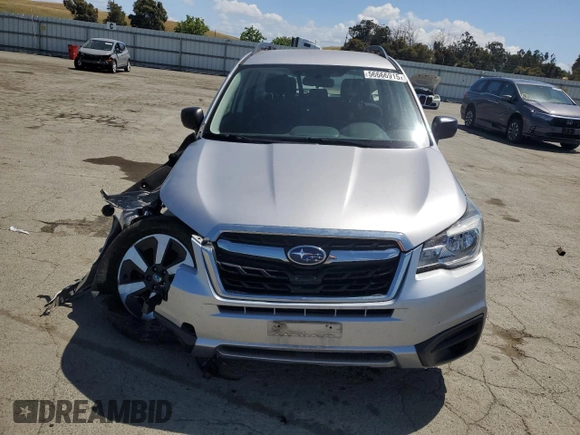 2018 Subaru Forester z VIN JF2SJABC6JH414603, wystawiony jako Copart lot #56666915 z przebiegiem 101 663 mil mil oraz Szkoda całkowita • Salvage title. Historia ofert i sprzedaży dostępna na DreamBid. Obrazek 5.