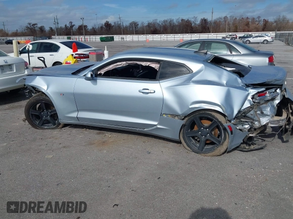 2017 Chevrolet Camaro 1LT with VIN 1G1FB1RX4H0184633, listed as a IAAI auction lot 41453367 with 141,018 mi miles and . Bid and sale history available at carsss.com. Image 15.