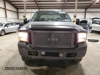 2003 Ford F-250 XL с VIN 1FTNW21LX3EA89107, выставлен на аукционе Copart как лот 86303784 с пробегом 134 438 миль миль и Списание • Salvage title. История ставок и продаж доступна на DreamBid. Изображение 5.