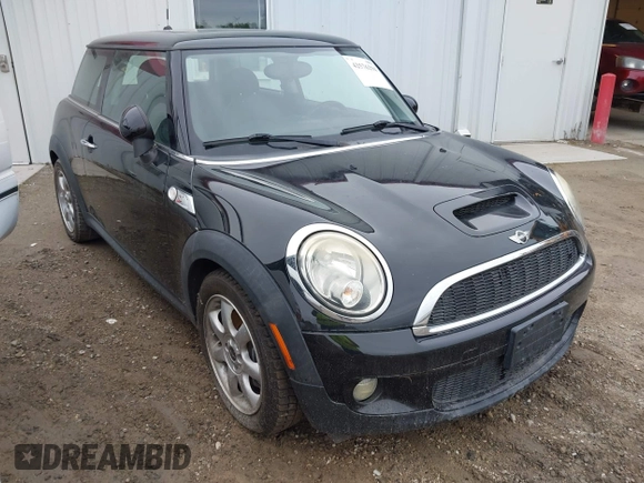 2010 MINI Hardtop S with VIN WMWMF7C52ATZ69084, listed as a IAAI auction lot 42576294 with Not provided miles and . Bid and sale history available at DreamBid. Image 1.