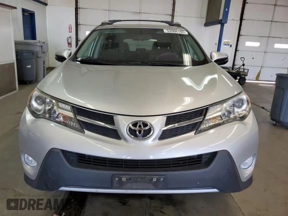2014 Toyota RAV4 XLE with VIN 2T3RFREV1EW143797, listed as a Copart auction lot 53906105 with 110,463 mi miles and Salvage Title. Bid and sale history available at DreamBid. Image 5.