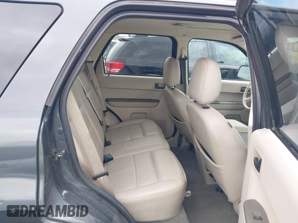 2008 Ford Escape XLT with VIN 1FMCU03188KB27273, listed as a IAAI auction lot 42196068 with 164,482 mi miles and . Bid and sale history available at DreamBid. Image 8.