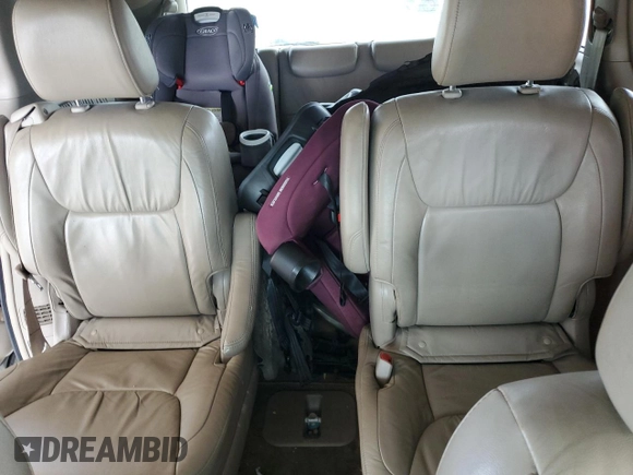 2010 Toyota Sienna XLE with VIN 5TDYK4CCXAS335064, listed as a Copart auction lot 62649665 with 246,327 mi miles and Salvage title. Bid and sale history available at DreamBid. Image 10.