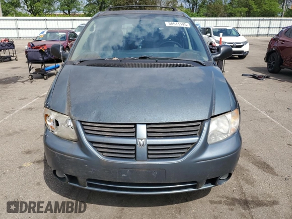 2007 Dodge Grand Caravan SXT z VIN 2D4GP44L47R117721, wystawiony jako Copart lot #58511195 z przebiegiem 115 850 mil mil oraz Szkoda całkowita • Salvage title. Historia ofert i sprzedaży dostępna na DreamBid. Obrazek 5.