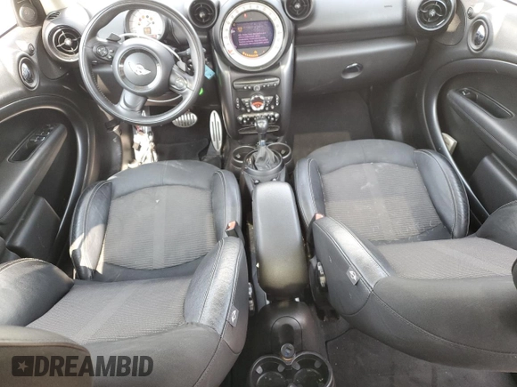 2014 MINI Countryman S with VIN WMWZC5C5XEWP37128, listed as a Copart auction lot 59549885 with 84,121 mi miles and Salvage title. Bid and sale history available at DreamBid. Image 8.