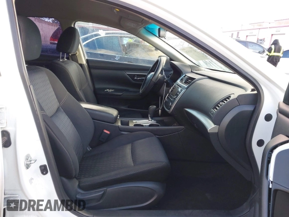 2017 Nissan Altima SR with VIN 1N4AL3AP9HN352099, listed as a IAAI auction lot 41734978 with 168,634 mi miles and . Bid and sale history available at DreamBid. Image 5.