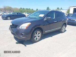 2011 Nissan Rogue S z VIN JN8AS5MV4BW268944, wystawiony jako IAAI lot #42215428 z przebiegiem 143 683 mil mil oraz . Historia ofert i sprzedaży dostępna na DreamBid. Obrazek 2.