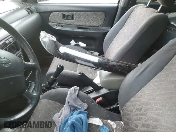 1998 Nissan Sentra z VIN 1N4BB41D3WC722314, wystawiony jako Copart lot #81958934 z przebiegiem Nie podano mil oraz Szkoda całkowita • Salvage title. Historia ofert i sprzedaży dostępna na DreamBid. Obrazek 7.