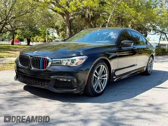 2019 BMW 7 Series 740i z VIN WBA7E2C59KB218XXX, wystawiony jako Copart lot #48633165 z przebiegiem 79 444 mil mil oraz Czysty tytuł • Clean title. Historia ofert i sprzedaży dostępna na DreamBid. Obrazek 2.