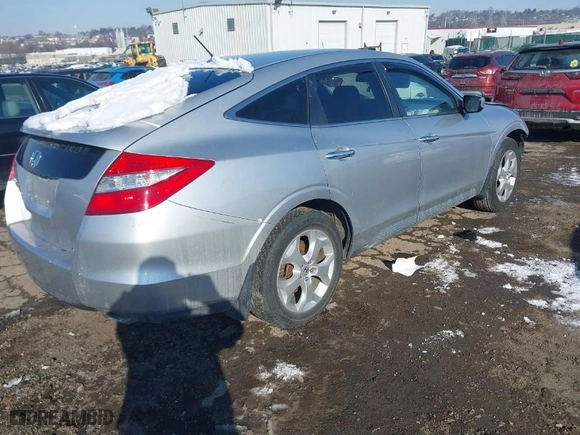 2011 Honda Accord Crosstour EX-L with VIN 5J6TF2H52BL003789, listed as a IAAI auction lot 41408953 with 1 mi miles. Bid and sale history available at carsss.com. Image 4.