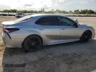 2022 Toyota Camry Hybrid XSE z VIN 4T1K31AK2NU571829, wystawiony jako Copart lot #52363675 z przebiegiem 52 918 mil mil oraz Szkoda całkowita • Salvage title. Historia ofert i sprzedaży dostępna na DreamBid. Obrazek 3.
