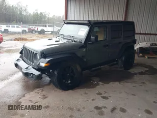 2020 Jeep Wrangler Unlimited Sport S z VIN 1C4HJXDG1LW103364, wystawiony jako IAAI lot #41541954 z przebiegiem 57 735 mil mil oraz . Historia ofert i sprzedaży dostępna na DreamBid. Obrazek 2.