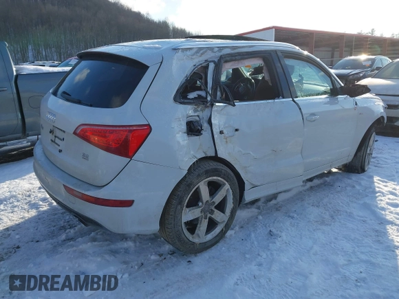 2012 Audi Q5 3.2L Premium Plus with VIN WA1DKAFP9CA071857, listed as a IAAI auction lot 41391040 with 1 mi miles. Bid and sale history available at carsss.com. Image 4.