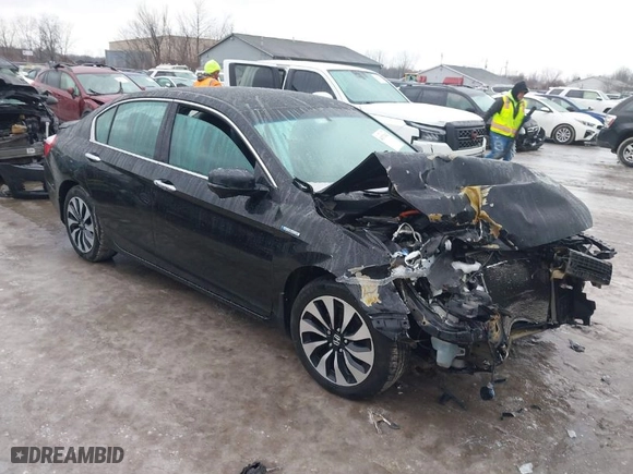 2014 Honda Accord Hybrid with VIN 1HGCR6F39EA002145, listed as a IAAI auction lot 41574342 with 208,736 mi miles. Bid and sale history available at carsss.com. Image 1.