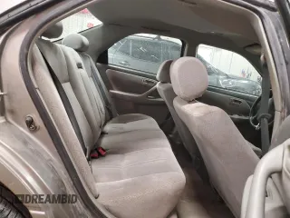 2000 Toyota Camry CE z VIN JT2BG22K8Y0445766, wystawiony jako Copart lot #55927725 z przebiegiem Nie podano mil oraz Czysty tytuł • Clean title. Historia ofert i sprzedaży dostępna na DreamBid. Obrazek 10.