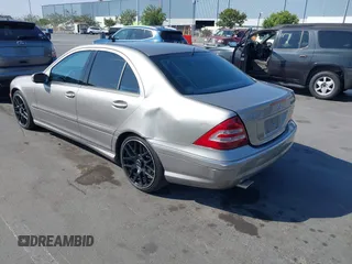 2006 Mercedes-Benz C 230 Sport with VIN WDBRF52H76A852501, listed as a IAAI auction lot 42637312 with 250,314 mi miles and . Bid and sale history available at DreamBid. Image 3.