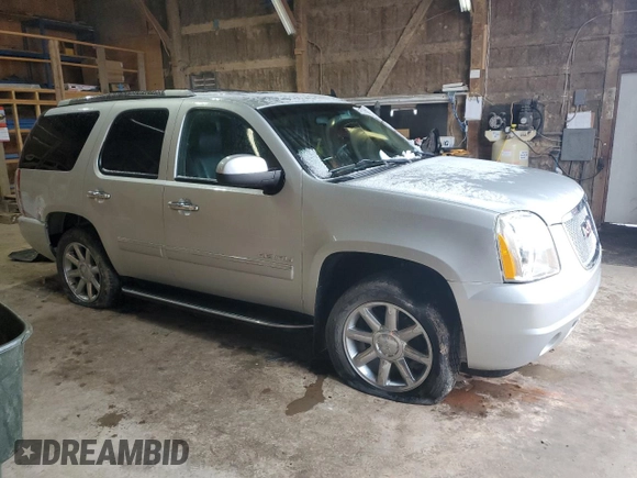 2011 GMC Yukon Denali with VIN 1GKS2EEF2BR353405, listed as a Copart auction lot 51539035 with 210,314 mi miles and Clean Title. Bid and sale history available at carsss.com. Image 4.