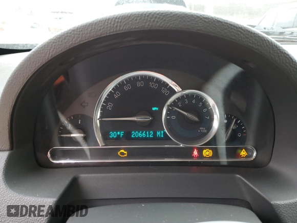 2010 Chevrolet HHR 1LT z VIN 3GNBABDBXAS562082, wystawiony jako Copart lot #45177325 z przebiegiem 206 612 mil mil oraz Szkoda całkowita • Salvage title. Historia ofert i sprzedaży dostępna na DreamBid. Obrazek 9.