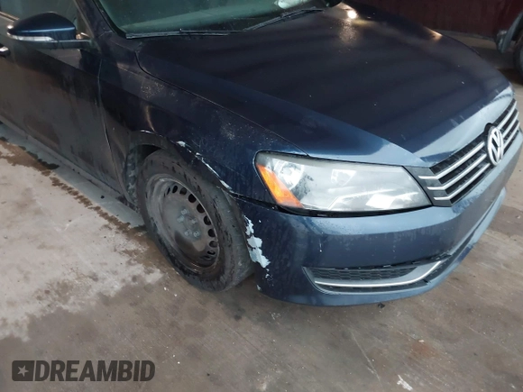 2012 Volkswagen Passat S w/Appearance with VIN 1VWAP7A36CC084875, listed as a IAAI auction lot 42088548 with 191,002 mi miles. Bid and sale history available at carsss.com. Image 6.