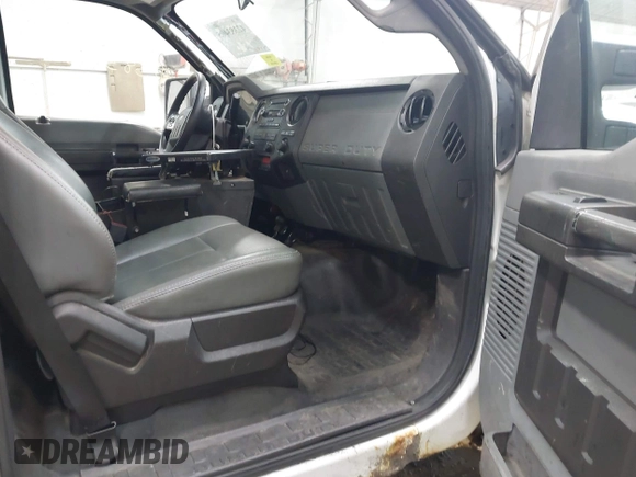 2011 Ford F-350 with VIN 1FDBF3B63BEB77511, listed as a IAAI auction lot 42383405 with 271,011 mi miles and . Bid and sale history available at DreamBid. Image 5.
