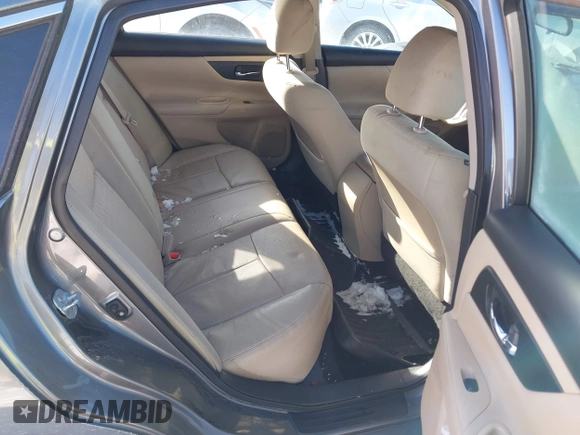 2016 Nissan Altima S with VIN 1N4AL3AP8GC111953, listed as a IAAI auction lot 41588139 with 121,701 mi miles and . Bid and sale history available at DreamBid. Image 8.