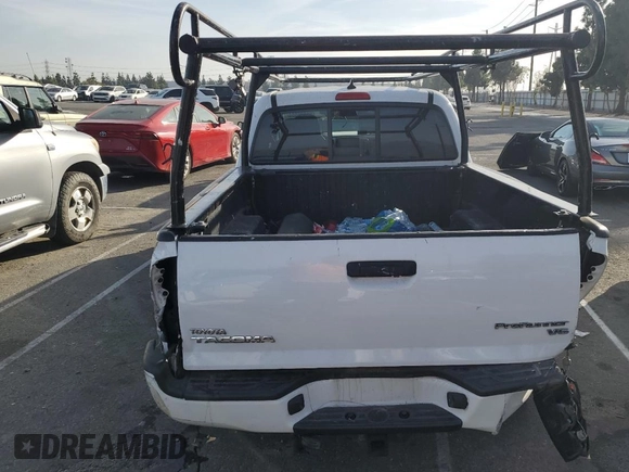 2015 Toyota Tacoma PreRunner with VIN 3TMKU4HN4FM045050, listed as a Copart auction lot 86376684 with 151,582 mi miles and Salvage title. Bid and sale history available at DreamBid. Image 6.