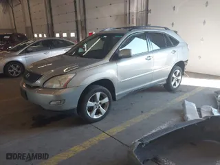 2005 Lexus RX 330 with VIN 2T2HA31U85C050351, listed as a IAAI auction lot 41517285 with 202,827 mi miles. Bid and sale history available at carsss.com. Image 2.