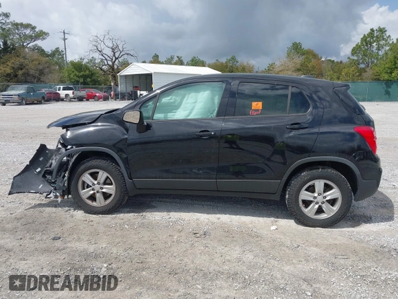 2019 Chevrolet Trax LS with VIN 3GNCJNSB2KL304062, listed as a IAAI auction lot 41782450 with 1 mi miles. Bid and sale history available at carsss.com. Image 14.