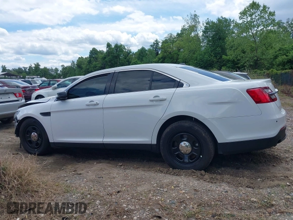 2016 Ford Police Interceptor with VIN 1FAHP2MK0GG109099, listed as a IAAI auction lot 42204606 with 148,598 mi miles and . Bid and sale history available at DreamBid. Image 15.