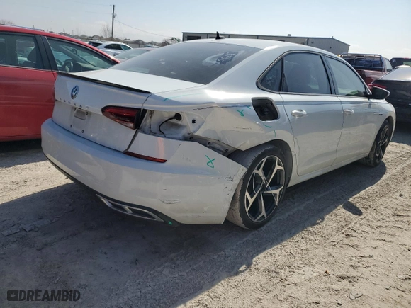 2020 Volkswagen Passat 2.0T R-Line with VIN 1VWMA7A38LC023753, listed as a Copart auction lot 40892593 with 48,073 mi miles. Bid and sale history available at carsss.com. Image 3.
