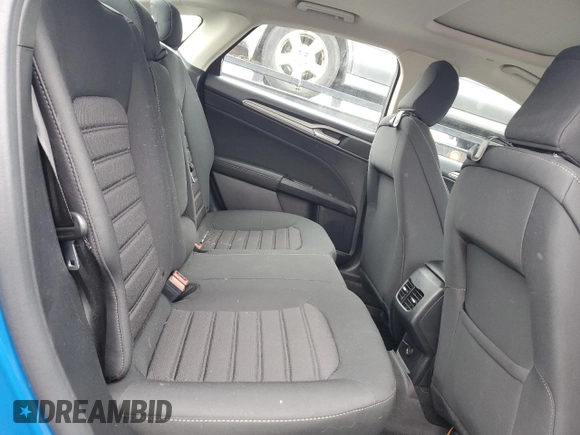 2020 Ford Fusion Hybrid SE with VIN 3FA6P0LU4LR222376, listed as a Copart auction lot 42911893 with 8,231 mi miles. Bid and sale history available at carsss.com. Image 10.