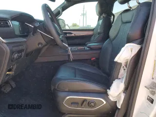 2023 Jeep Wagoneer Series II с VIN 1C4SJSBP7PS561497, выставлен на аукционе Copart как лот 46858845 с пробегом 29 616 миль миль и Списание • Salvage title. История ставок и продаж доступна на DreamBid. Изображение 7.