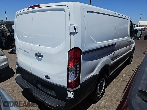 2019 Ford Transit z VIN 1FTYE1YM5KKB87003, wystawiony jako IAAI lot #42610488 z przebiegiem 106 642 mil mil oraz . Historia ofert i sprzedaży dostępna na DreamBid. Obrazek 13.