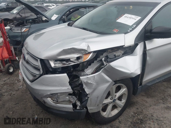 2015 Ford Edge SE z VIN 2FMTK4G84FBC18732, wystawiony jako IAAI lot #40458954 z przebiegiem 145 045 mil mil oraz . Historia ofert i sprzedaży dostępna na DreamBid. Obrazek 6.