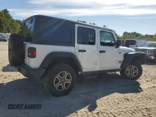 2022 Jeep Wrangler Unlimited High Tide with VIN 1C4HJXDG9NW132131, listed as a Copart auction lot 69314354 with 33,711 mi miles and Salvage Title. Bid and sale history available at DreamBid. Image 3.